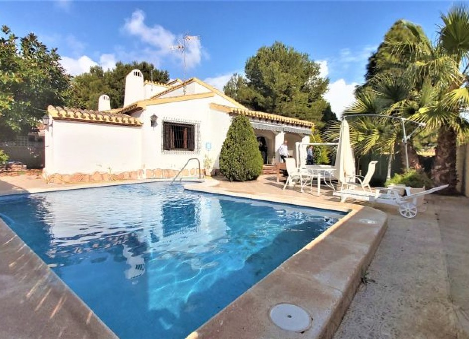 Revente - Villa Individuelle -
Torrevieja