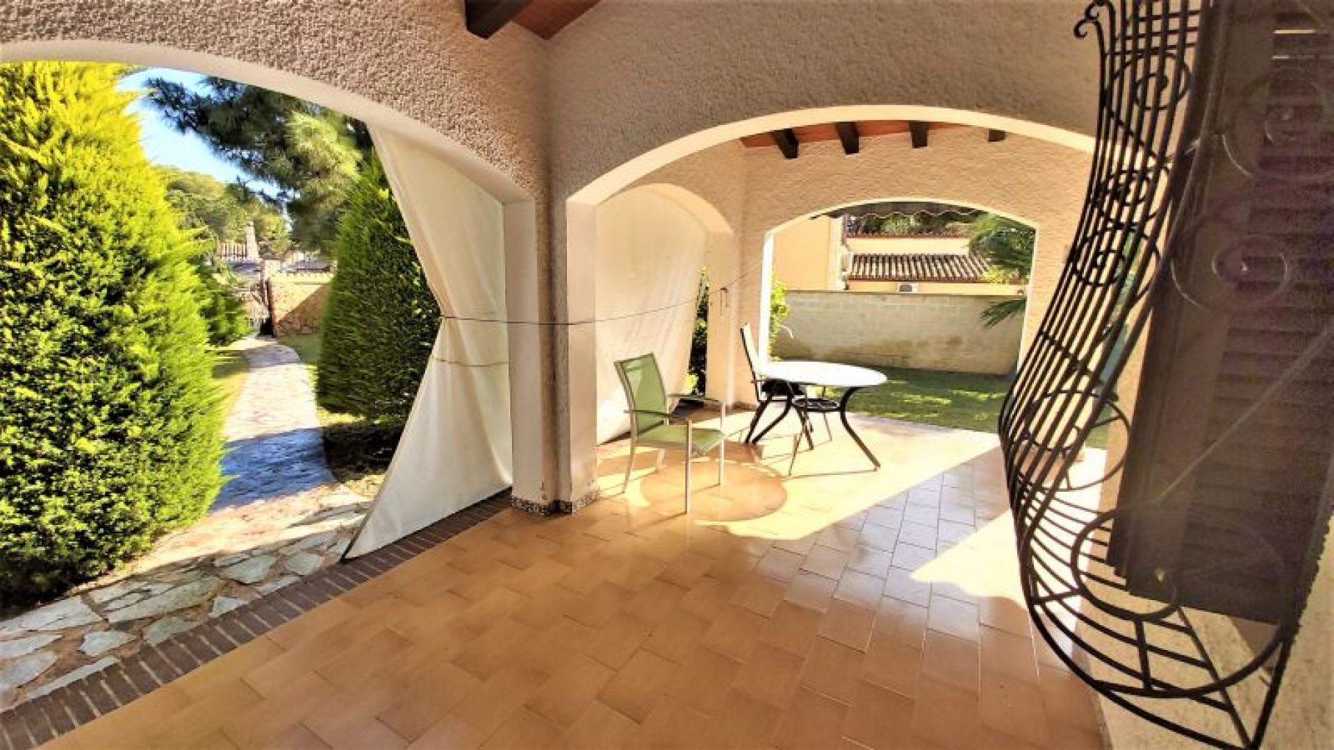 Revente - Villa Individuelle -
Torrevieja