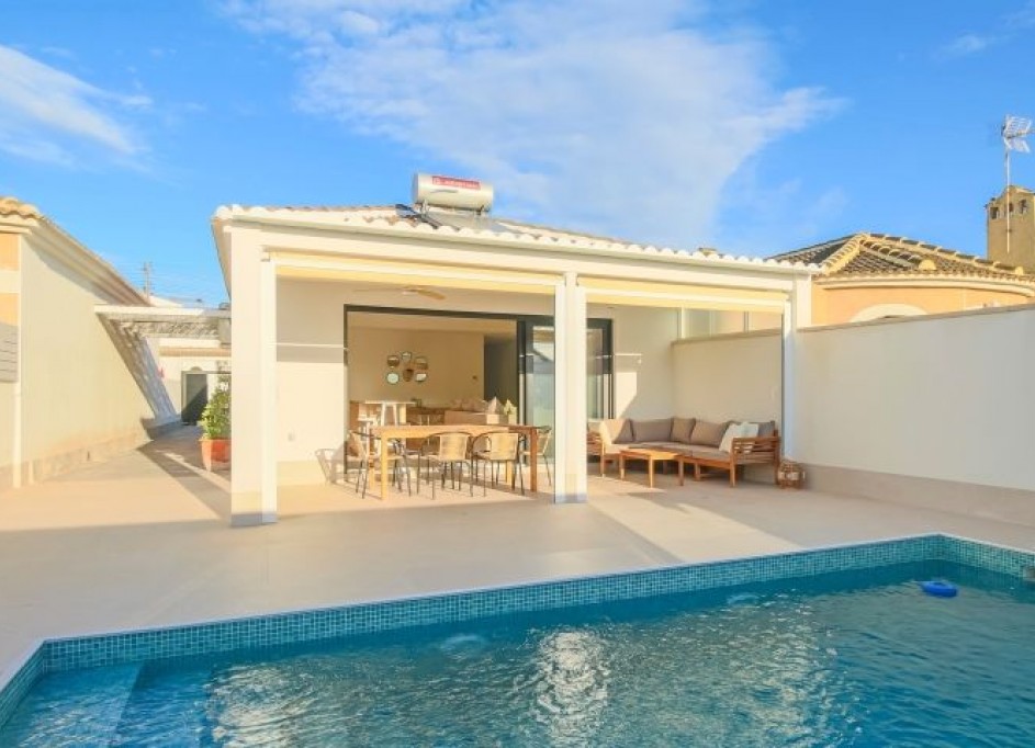 Revente - Villa Individuelle -
Torrevieja