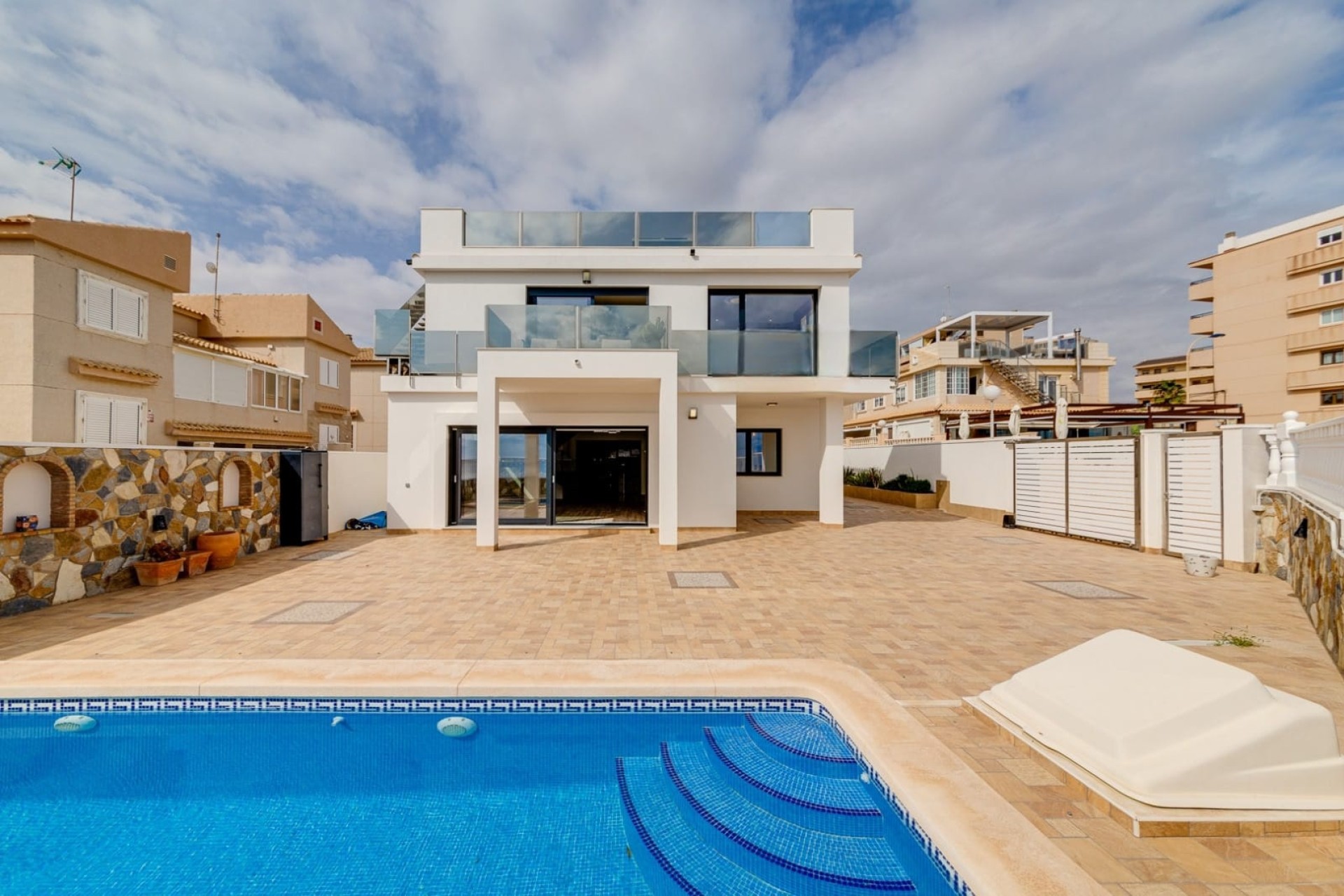 Revente - Villa Individuelle -
Torrevieja
