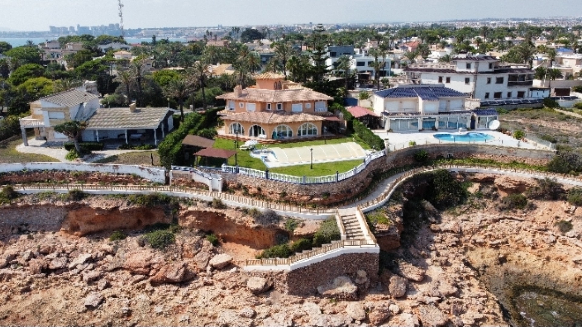 Revente - Villa Individuelle -
Torrevieja