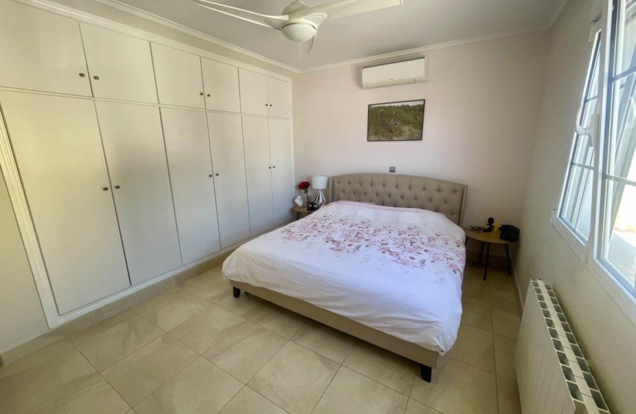 Revente - Villa Individuelle -
Urb. La Marina - Inland