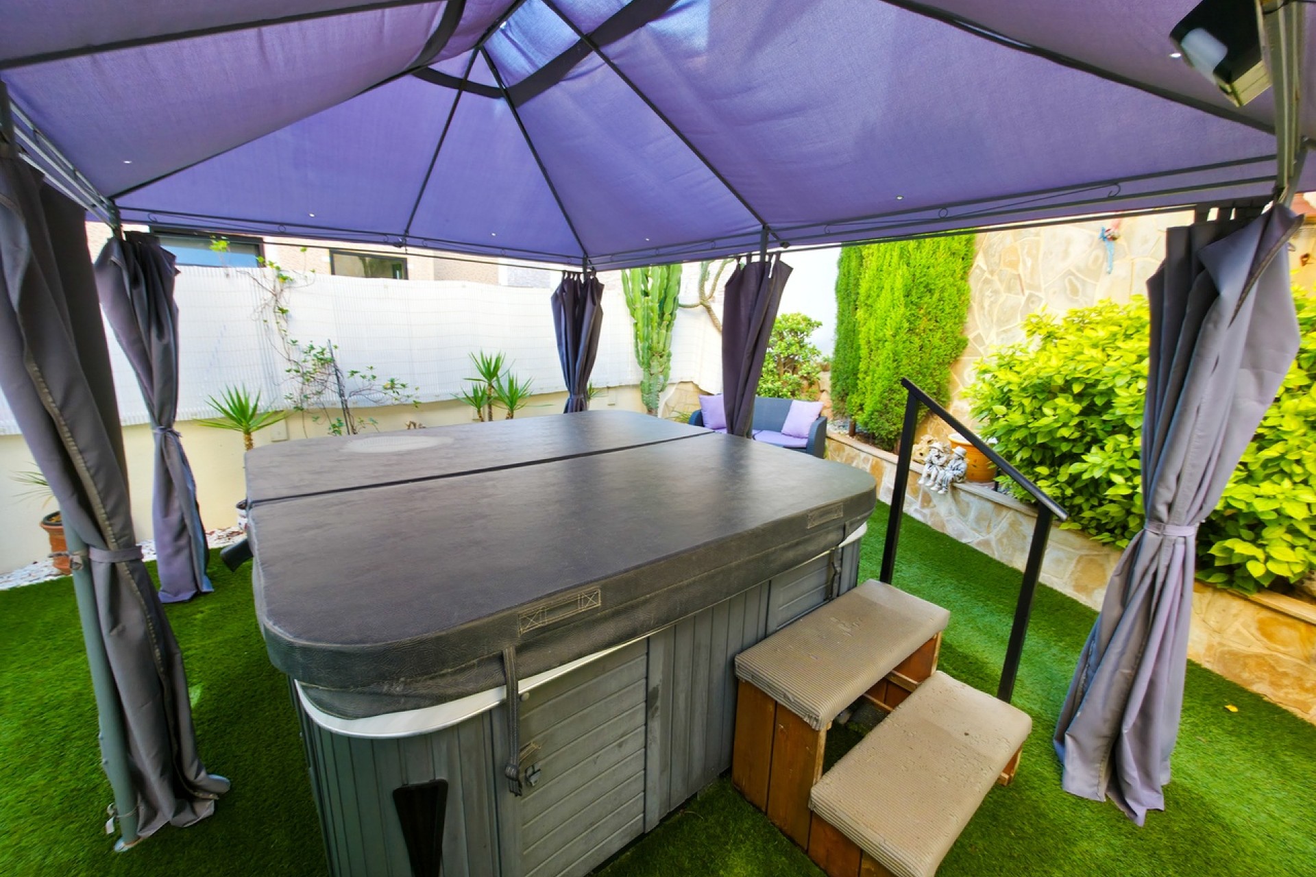 Revente - Villa Individuelle -
Villamartín - Costa Blanca