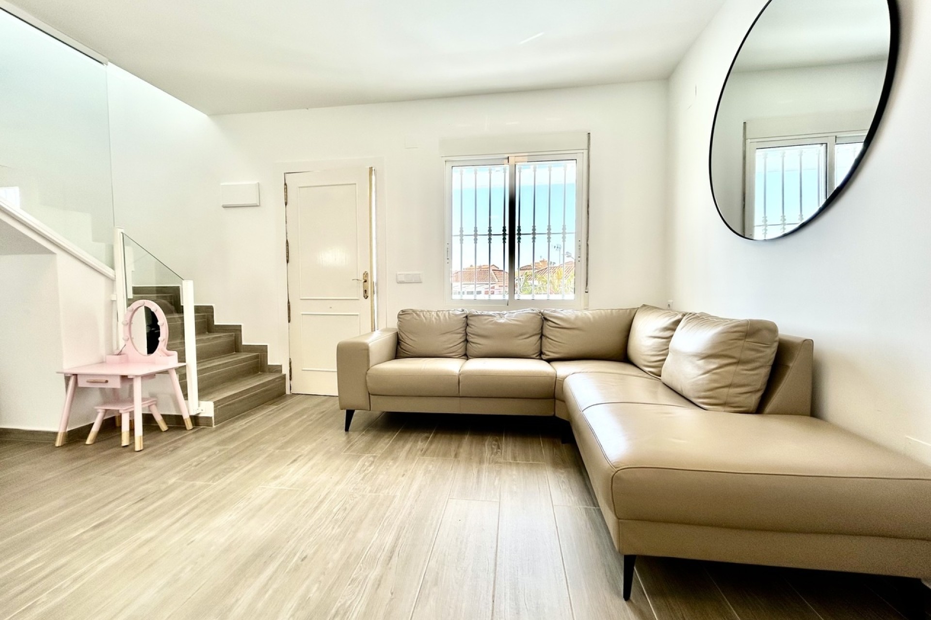Revente - Villa Individuelle -
Villamartín - Costa Blanca