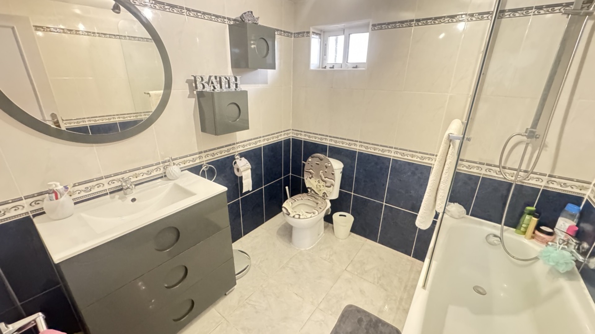 Revente - Villa Individuelle -
Villamartín