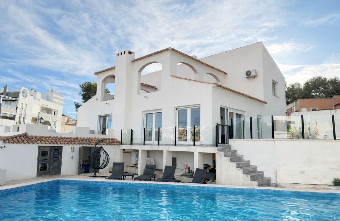 Revente - Villa Individuelle -
Villamartín