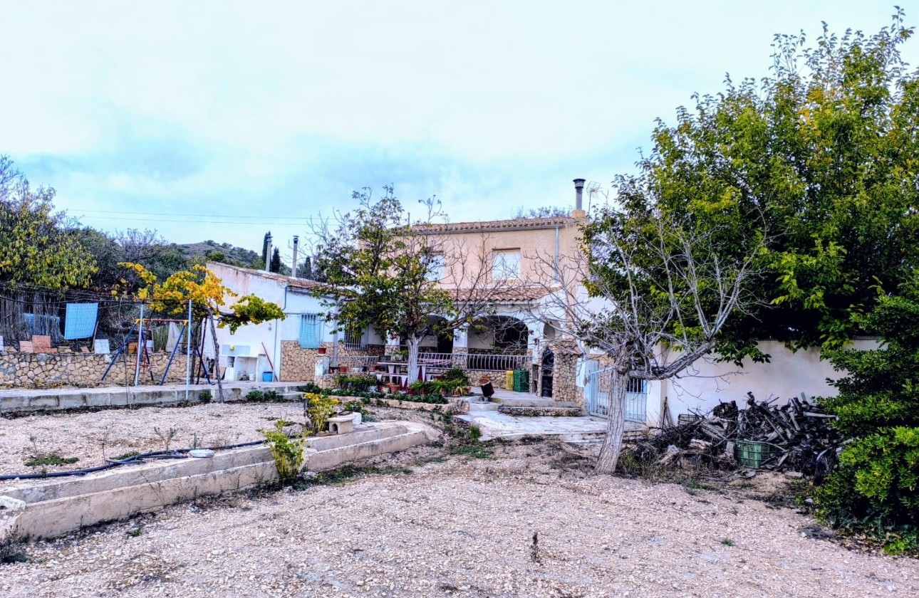 Revente - Villa Individuelle -
Yecla - Inland