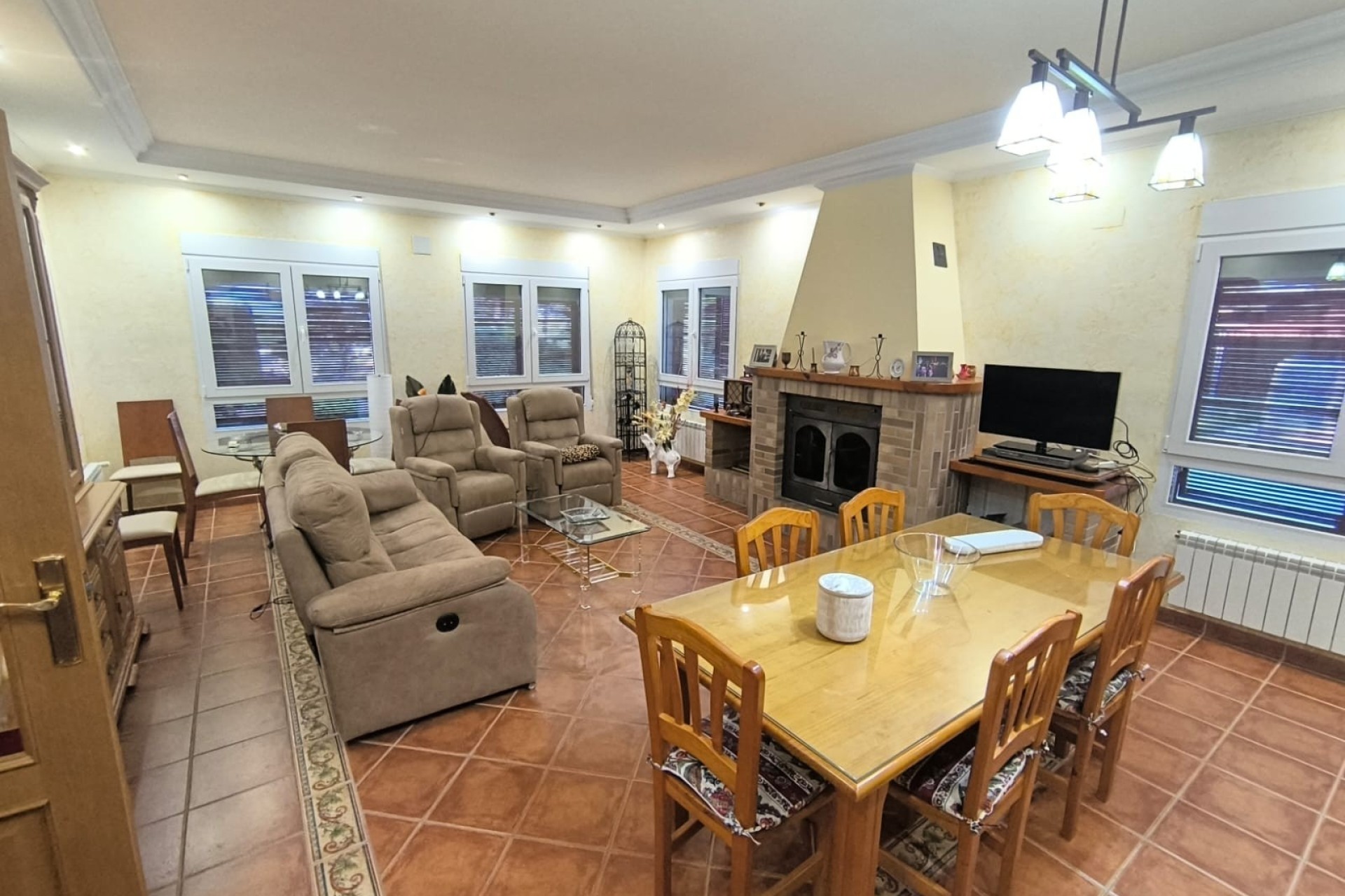 Revente - Villa Individuelle -
Yecla - Inland