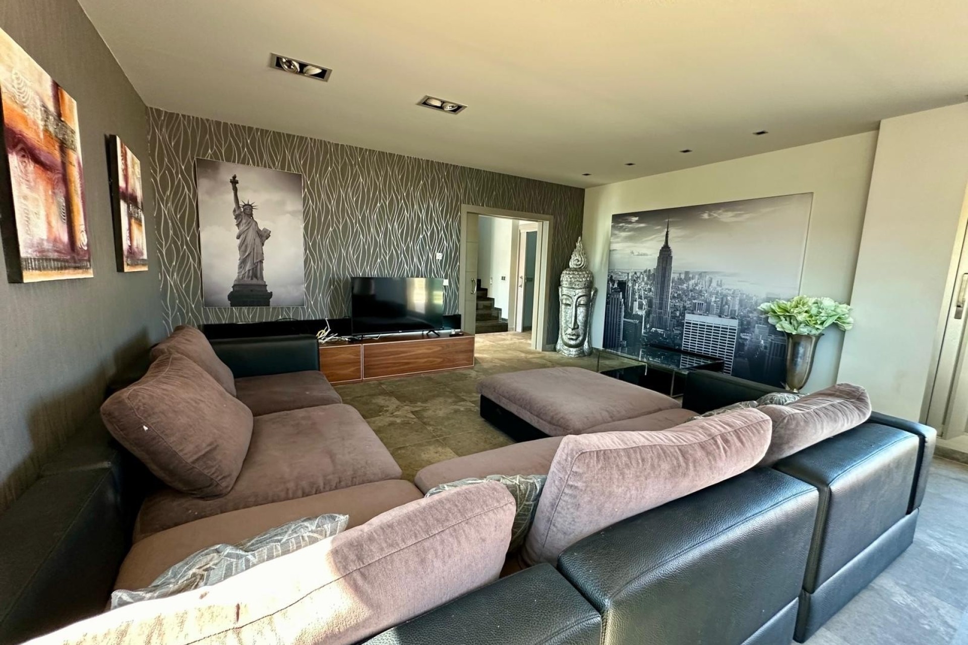 Revente - Villa Individuelle -
Yecla - Inland