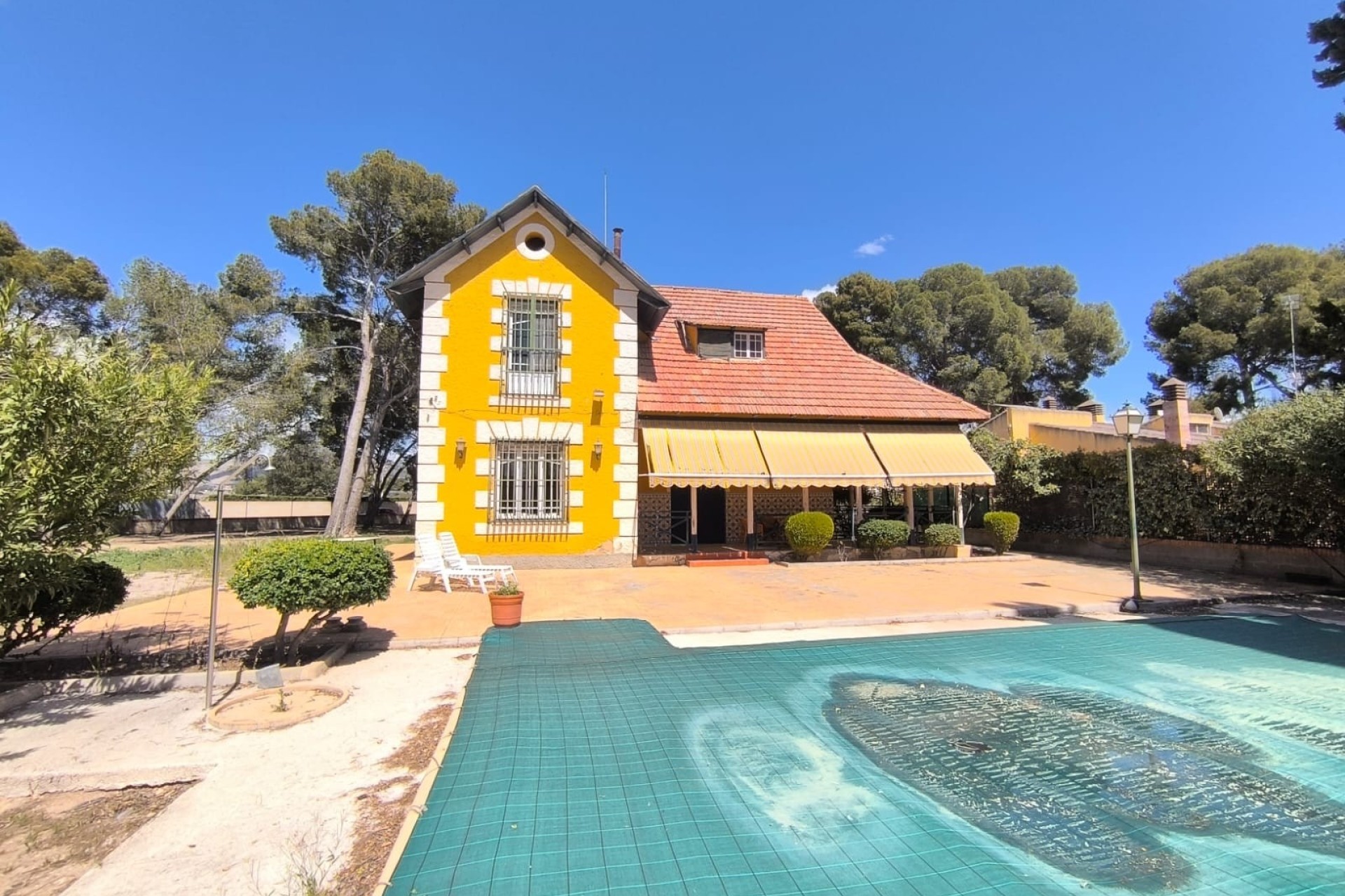 Revente - Villa Individuelle -
Yecla - Inland