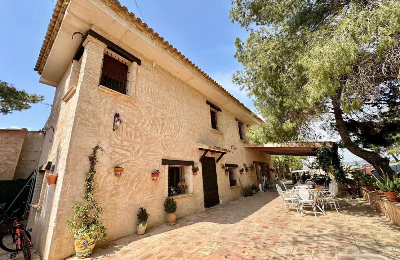 Revente - Villa Individuelle -
Yecla - Inland