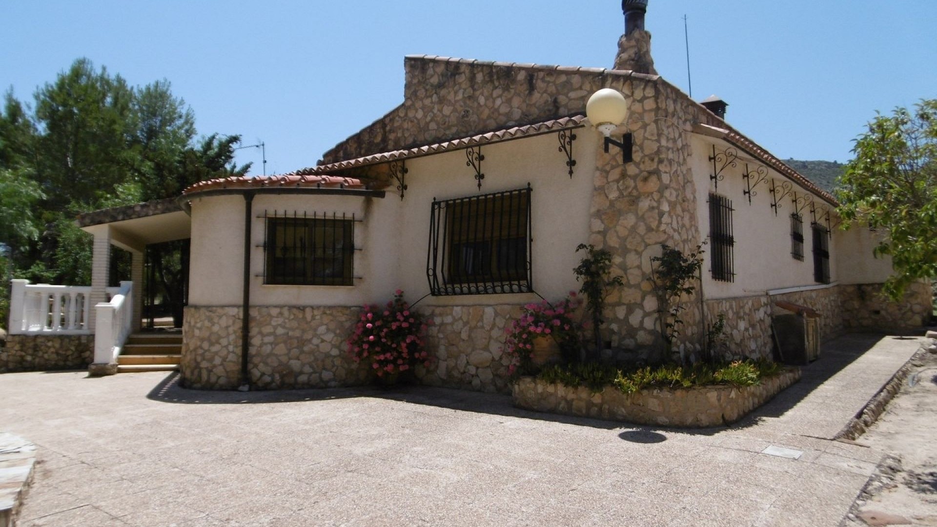 Revente - Villa Individuelle -
Yecla