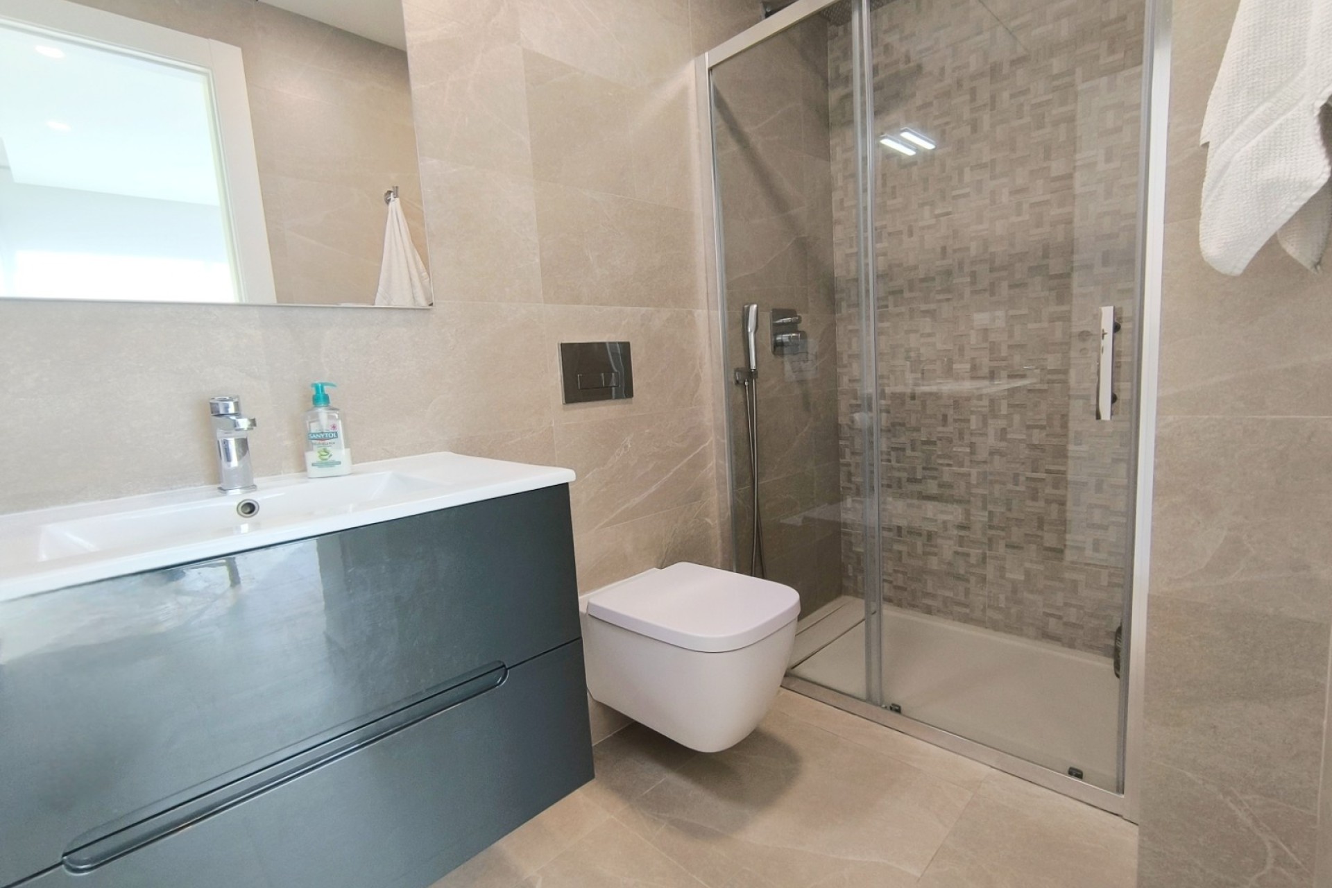 Revente - Villa mitoyenne -
Algorfa