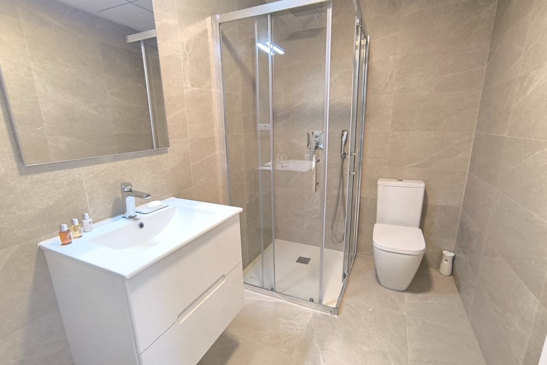 Revente - Villa mitoyenne -
Algorfa