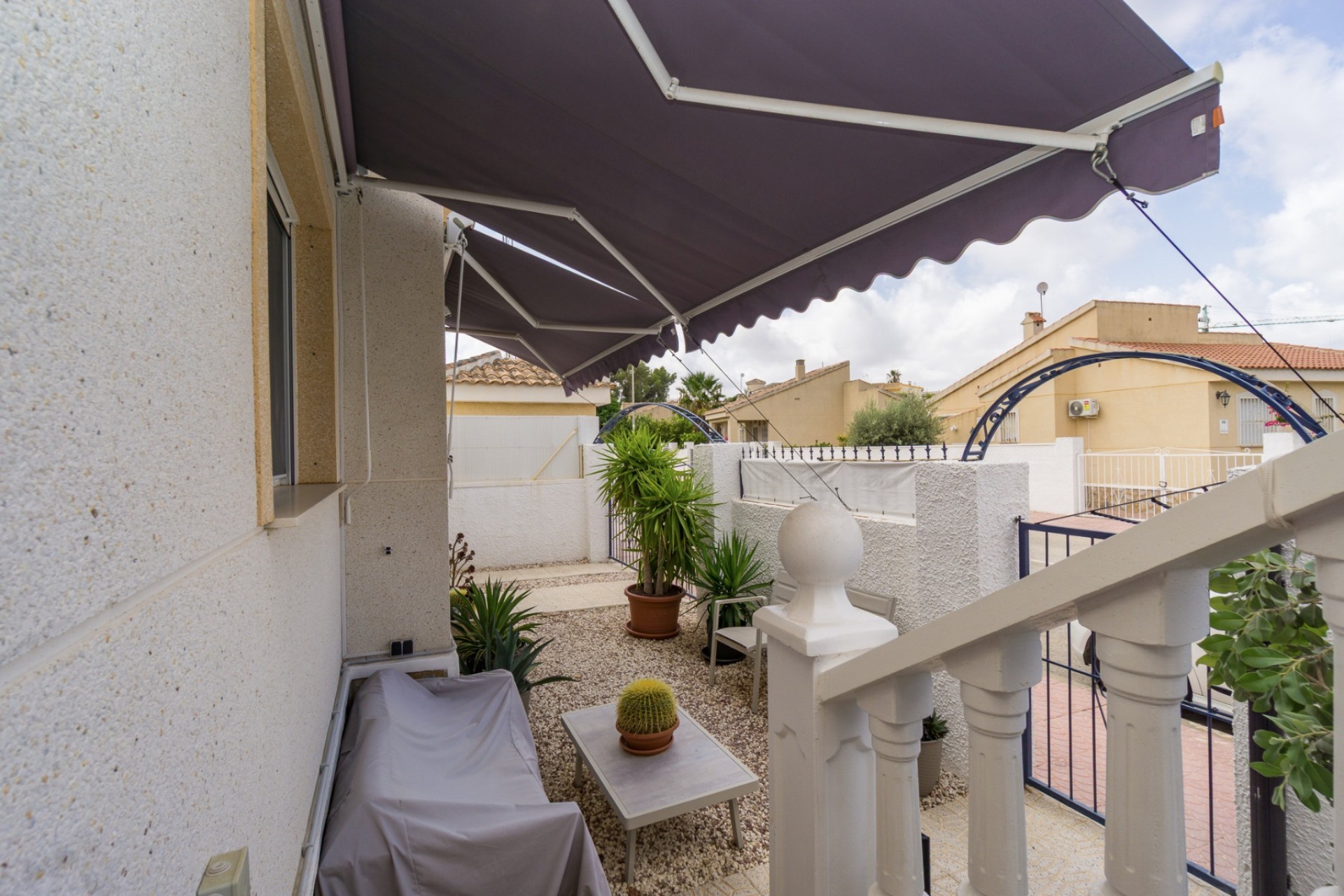 Revente - Villa mitoyenne -
Benijofar - Benimar