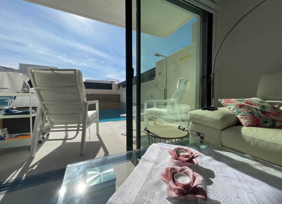 Revente - Villa mitoyenne -
Benijofar - Centro