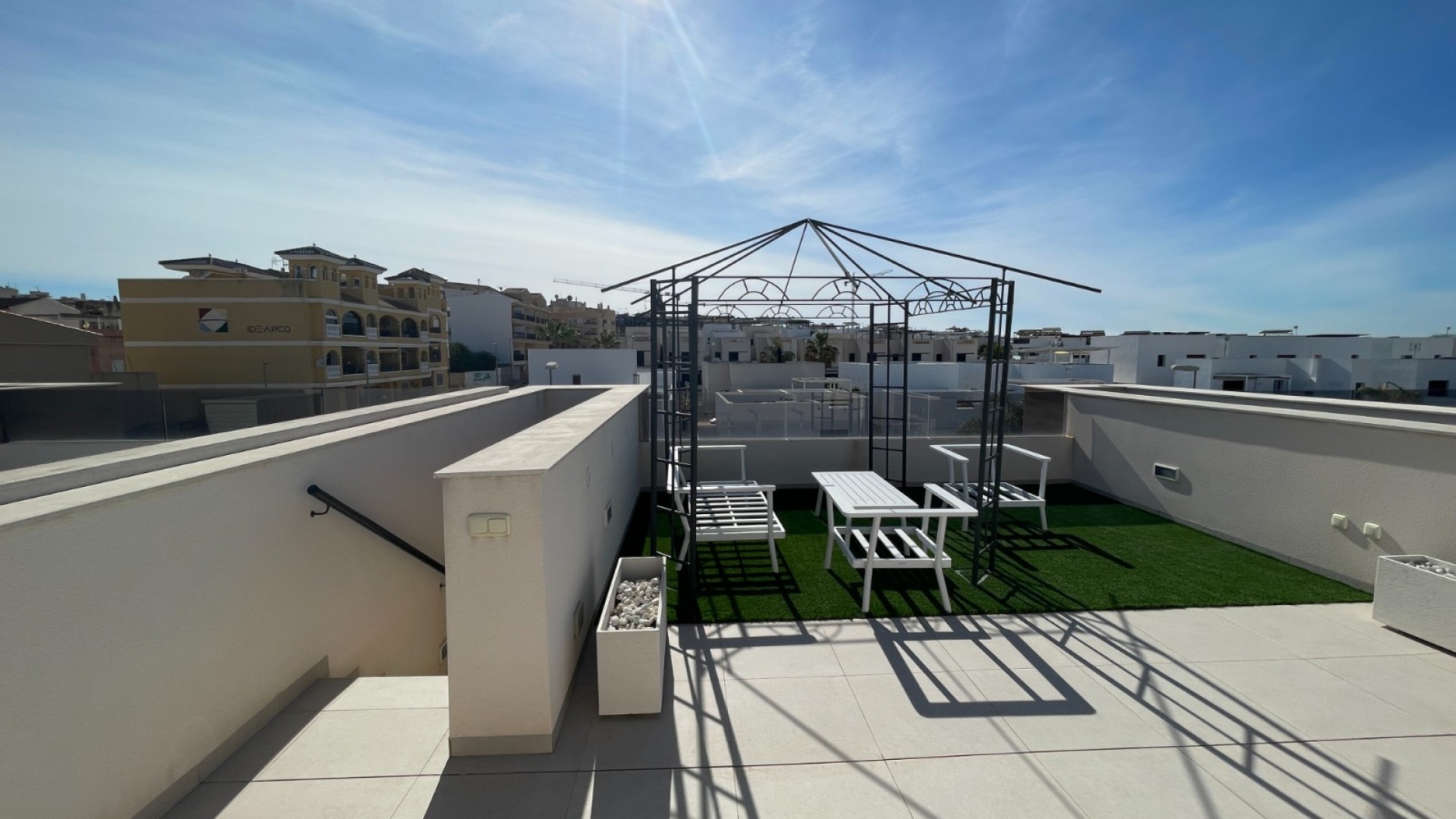 Revente - Villa mitoyenne -
Benijofar - Centro