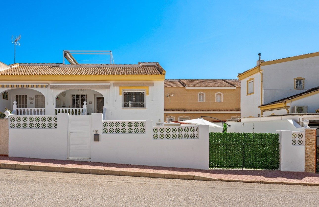 Revente - Villa mitoyenne -
Benijofar - Monte Azul