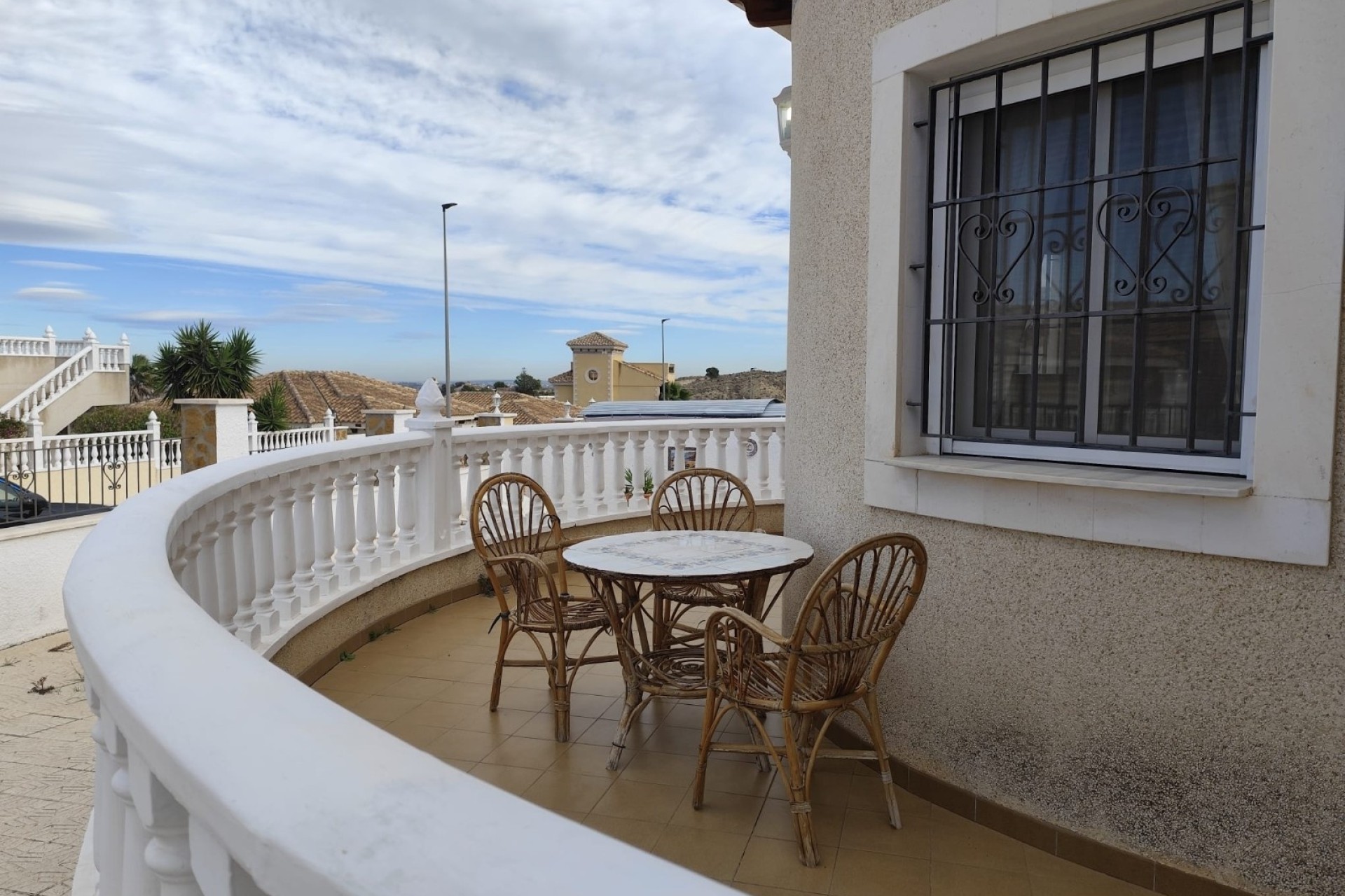 Revente - Villa mitoyenne -
Bigastro