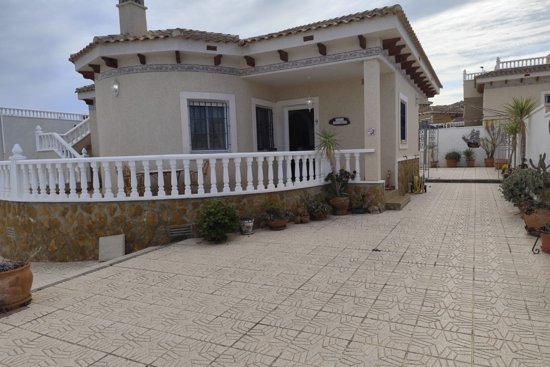 Revente - Villa mitoyenne -
Bigastro