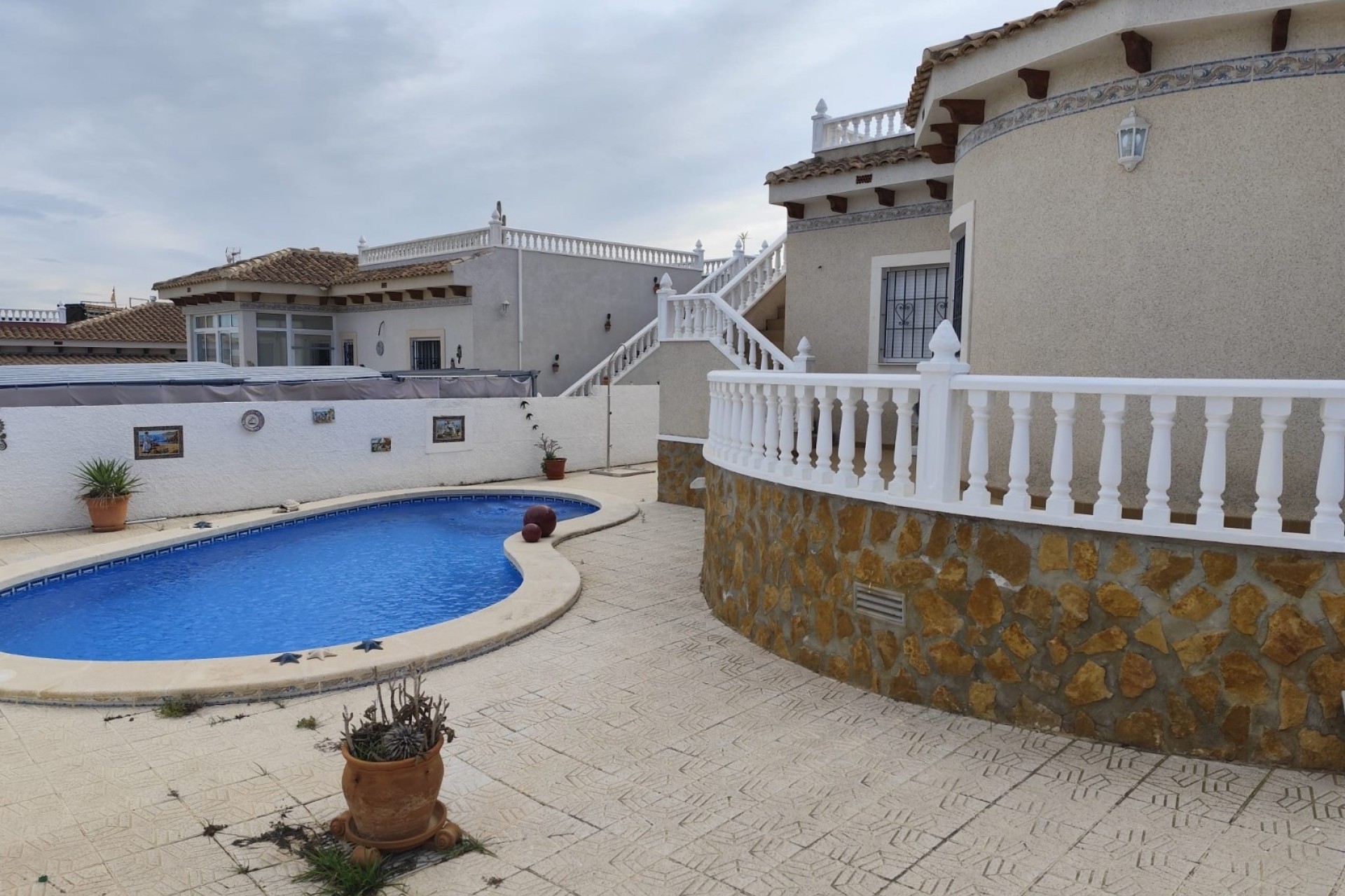 Revente - Villa mitoyenne -
Bigastro