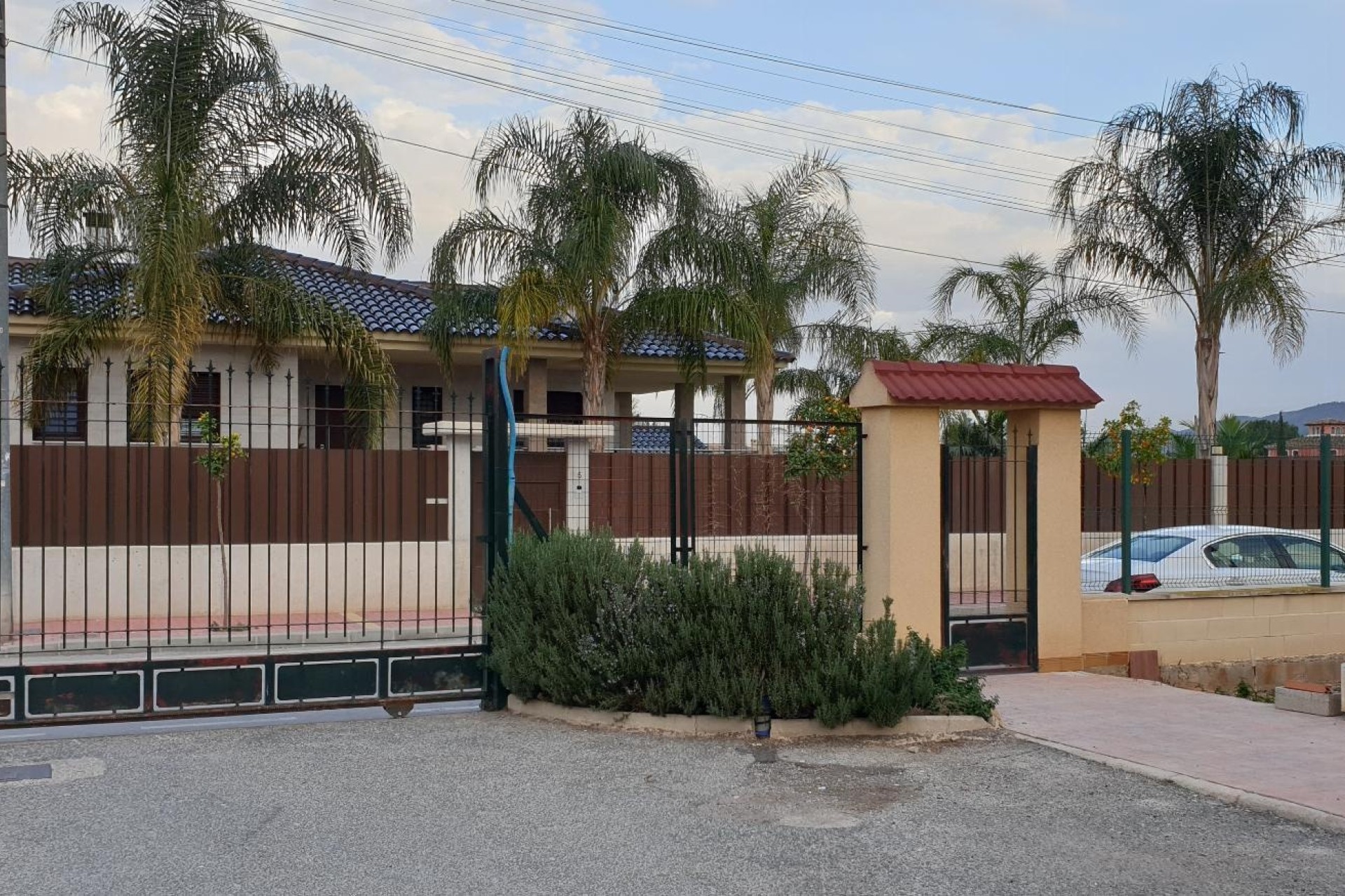 Revente - Villa mitoyenne -
Casillas - CASILLAS