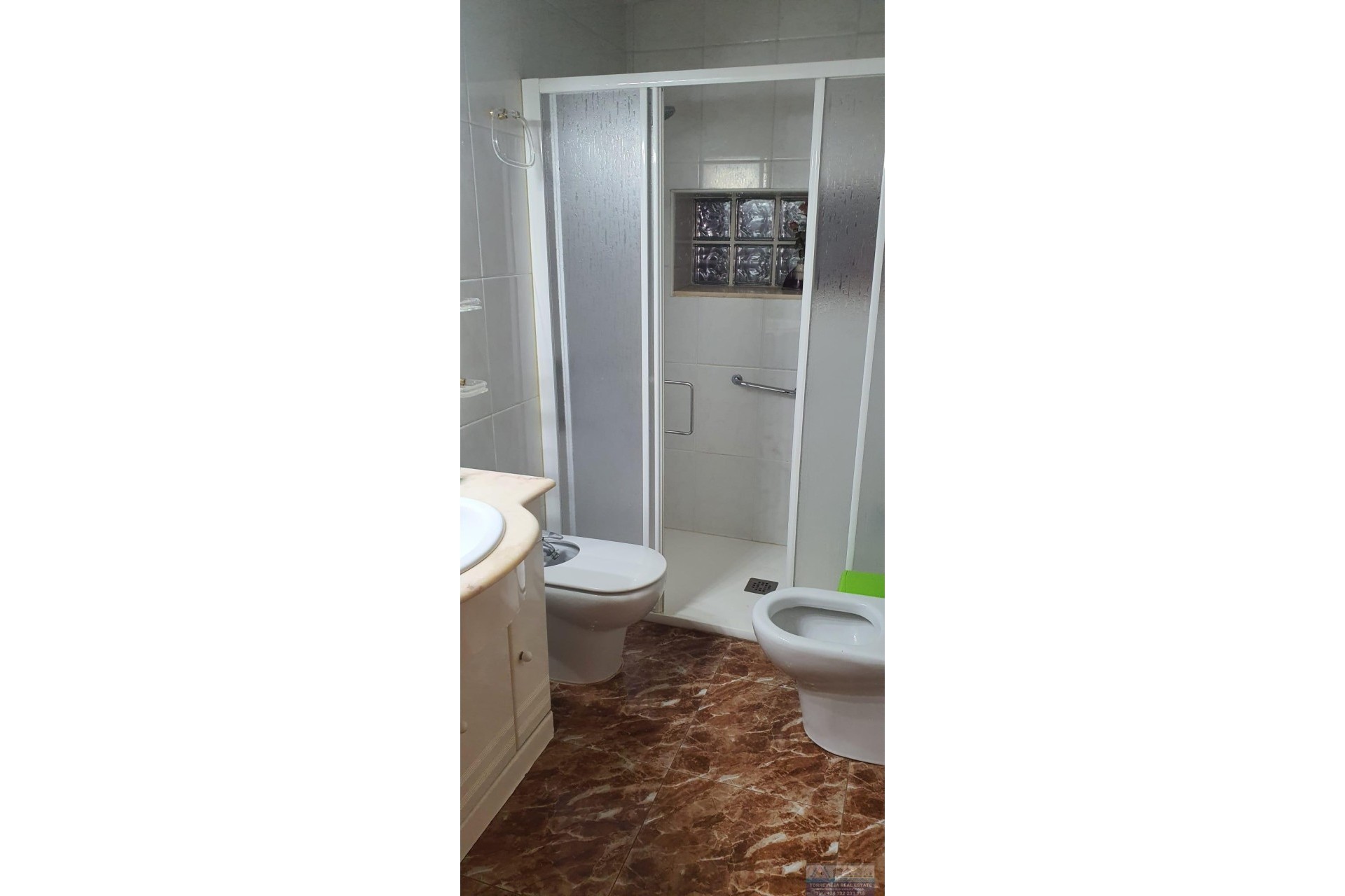 Revente - Villa mitoyenne -
Casillas - CASILLAS