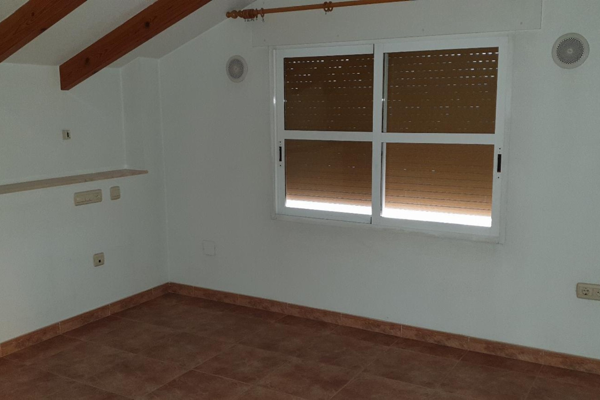 Revente - Villa mitoyenne -
Casillas - CASILLAS