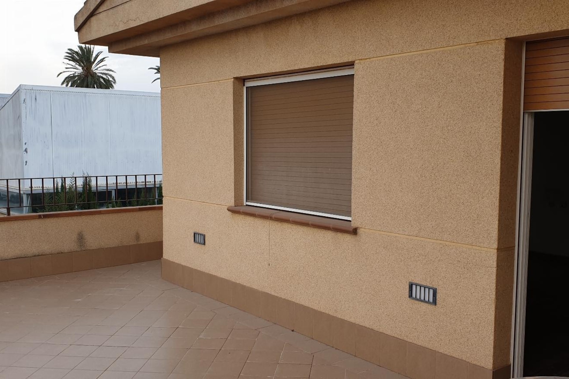 Revente - Villa mitoyenne -
Casillas - CASILLAS