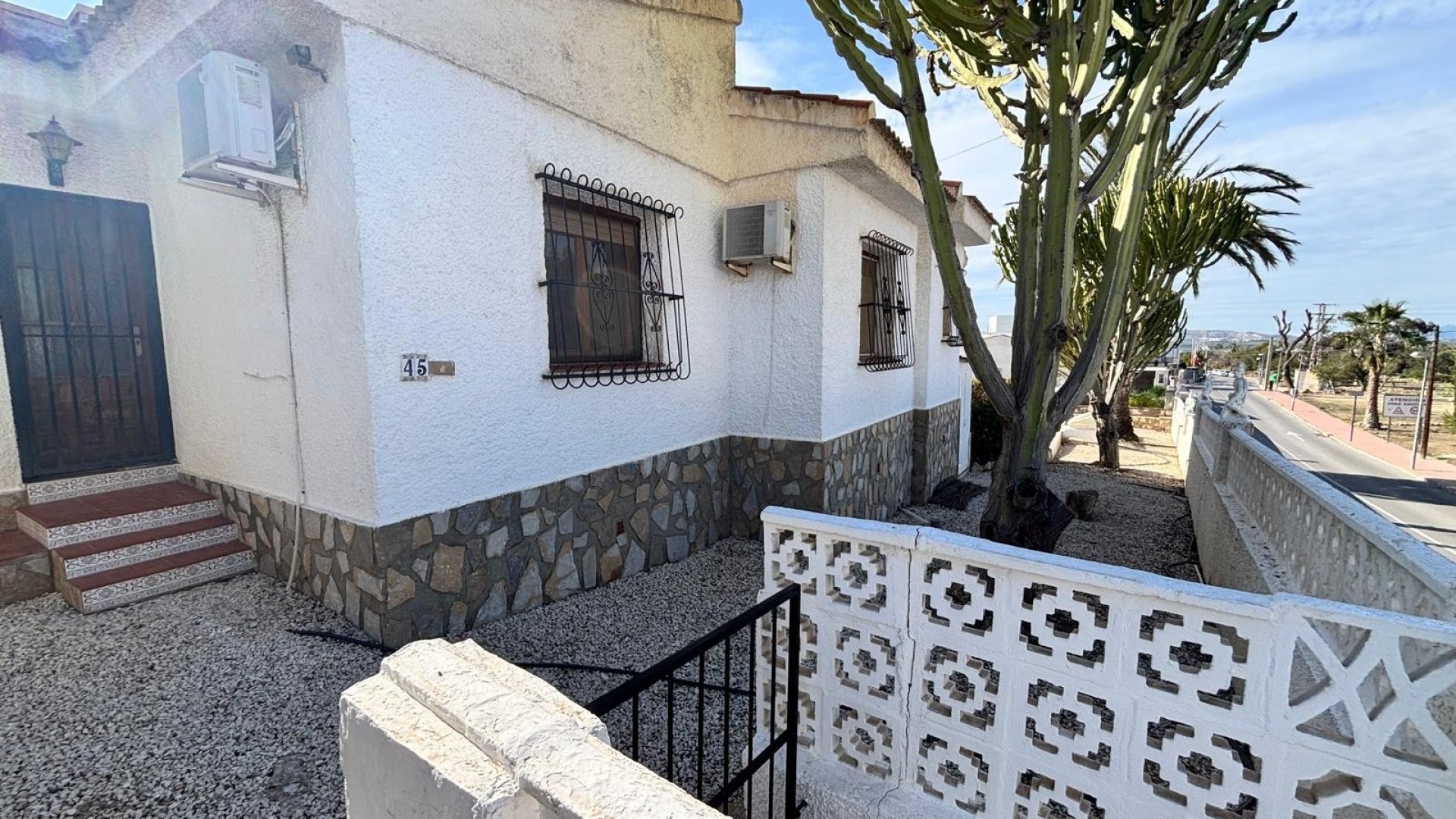 Revente - Villa mitoyenne -
Ciudad Quesada - Rojales - CENTRO