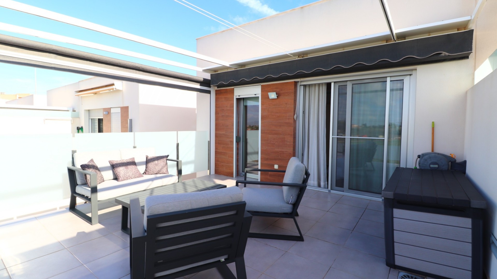 Revente - Villa mitoyenne -
Daya Vieja - Daya Vieja - Town