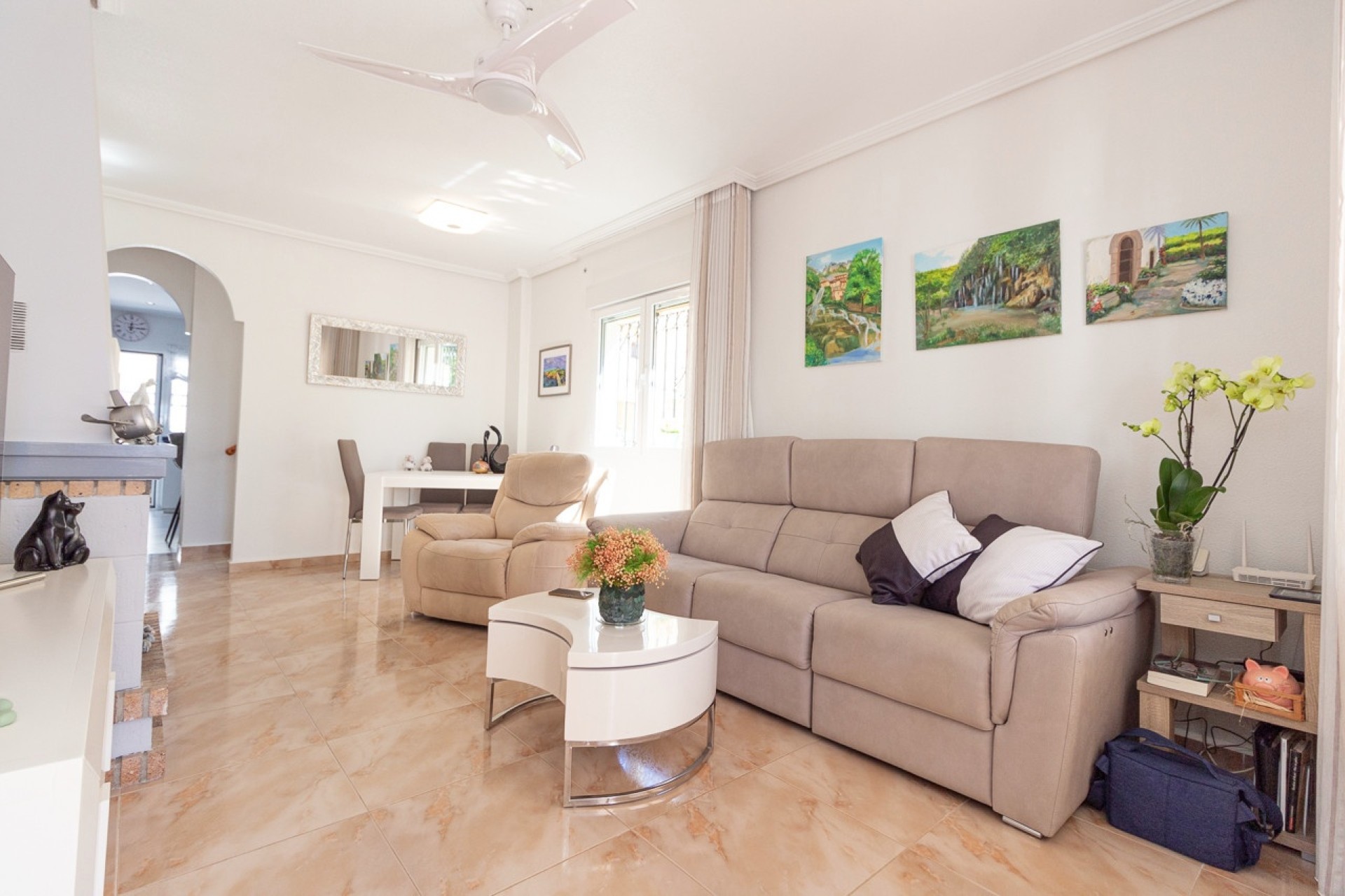 Revente - Villa mitoyenne -
La Zenia