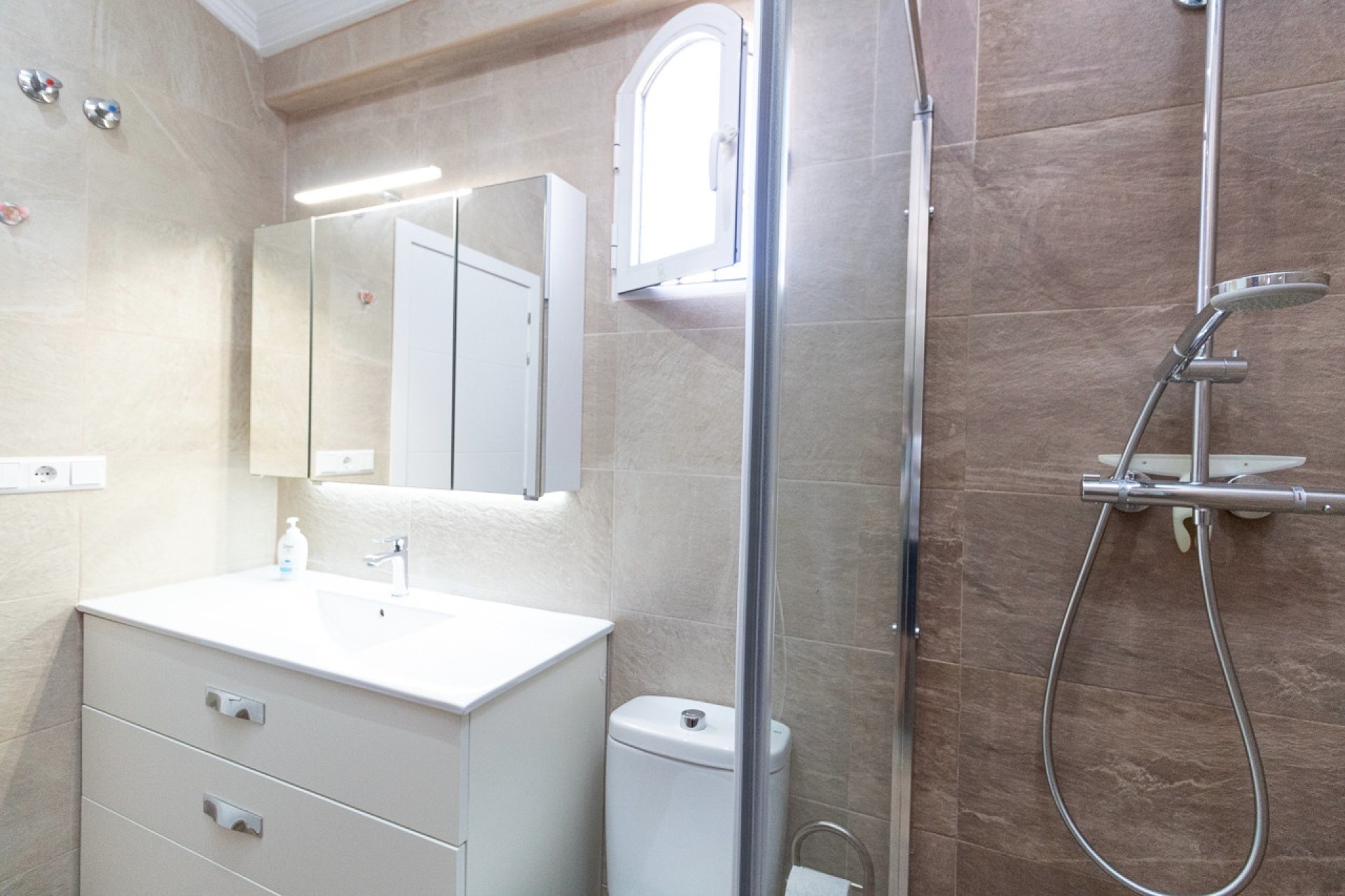 Revente - Villa mitoyenne -
La Zenia