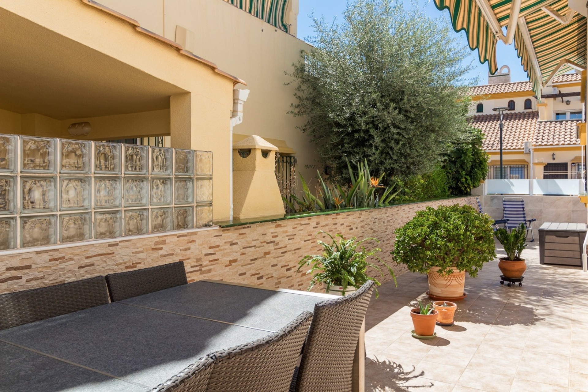 Revente - Villa mitoyenne -
La Zenia