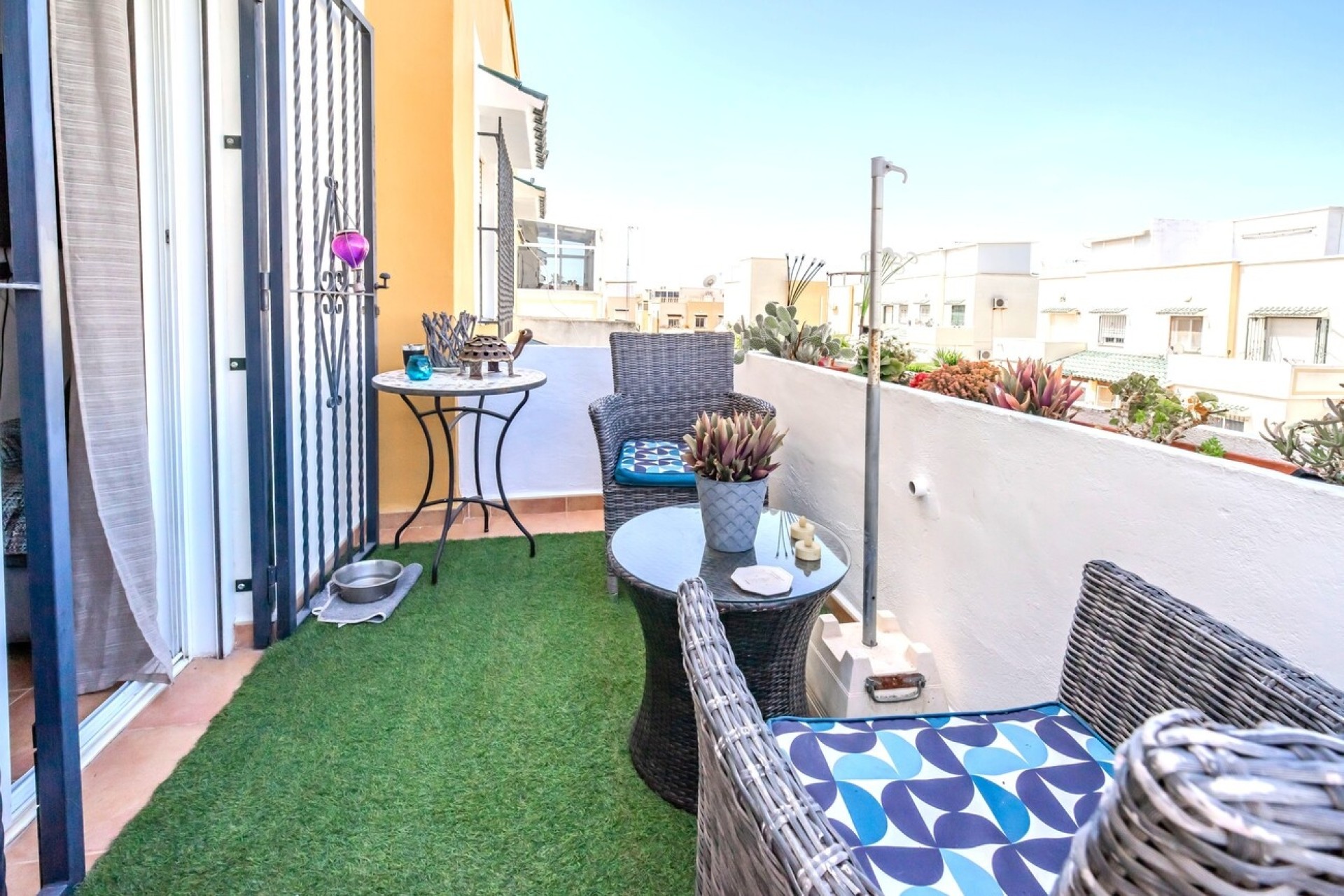 Revente - Villa mitoyenne -
Los Altos - Res Valle de los pinos