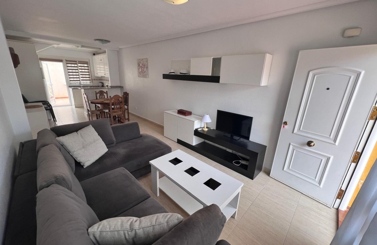 Revente - Villa mitoyenne -
Los Montesinos - Urbanizacion montesol