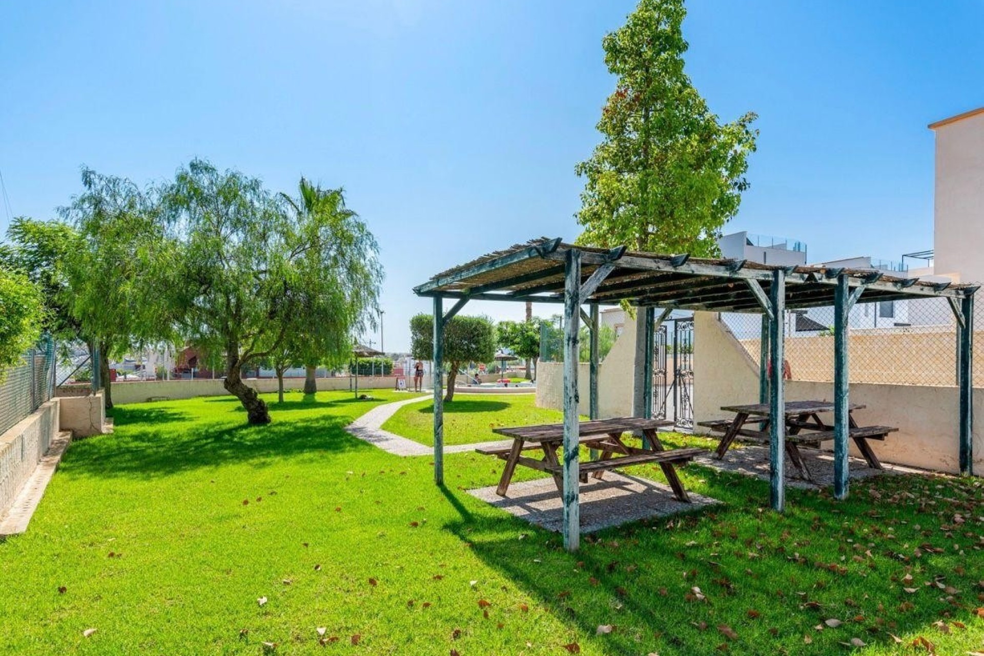 Revente - Villa mitoyenne -
Orihuela Costa - Entre golf