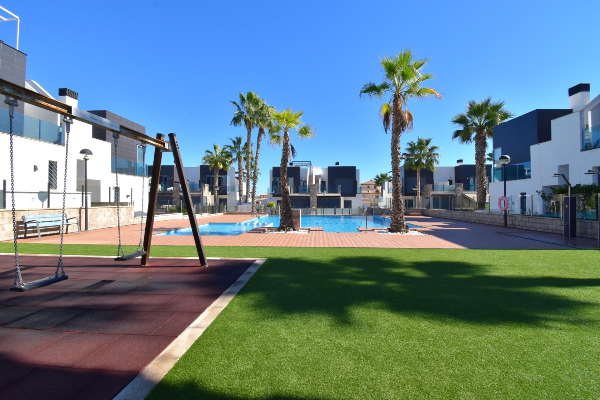 Revente - Villa mitoyenne -
Orihuela Costa - Lomas de Cabo Roig
