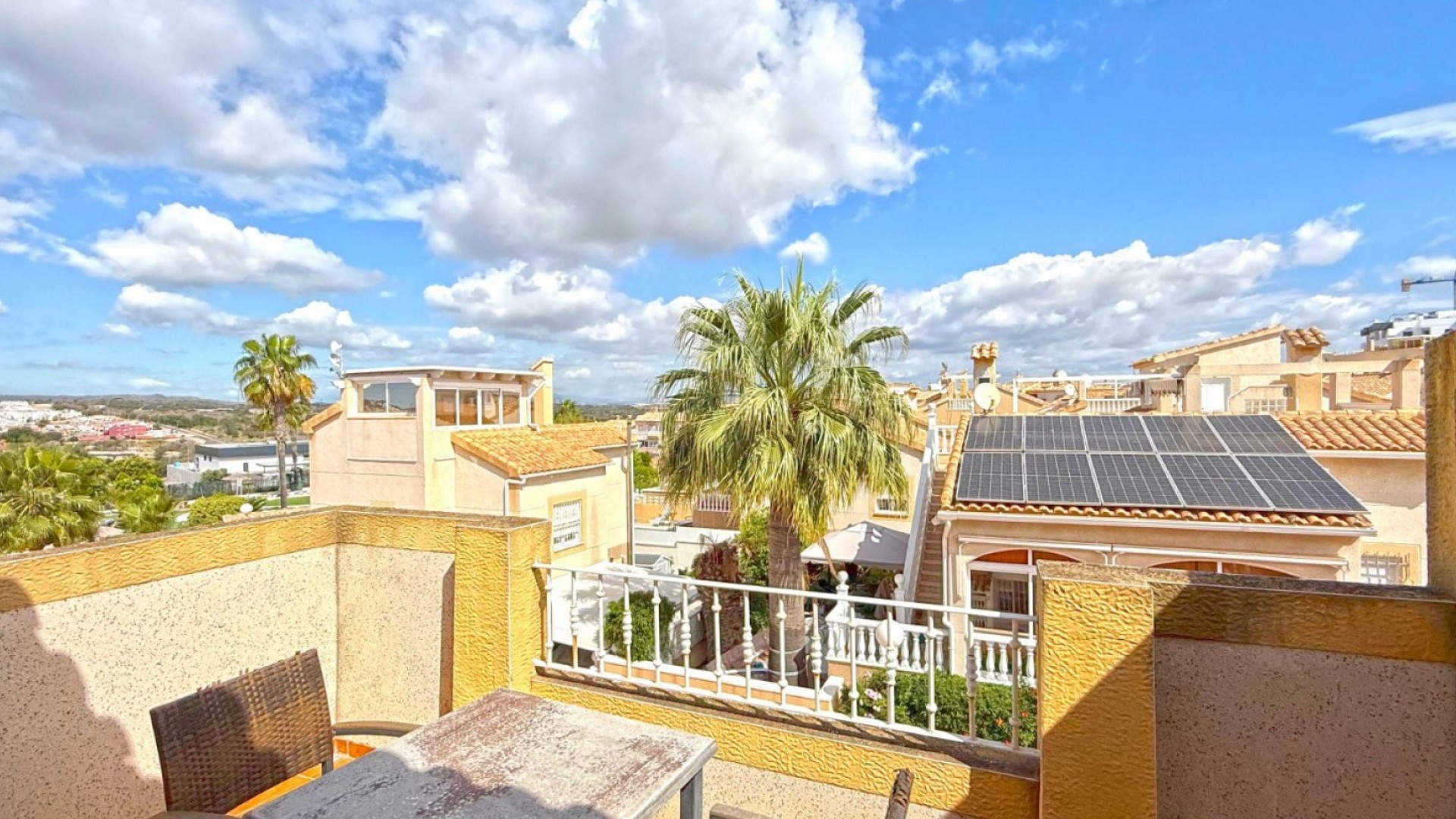 Revente - Villa mitoyenne -
Orihuela Costa - Los Altos