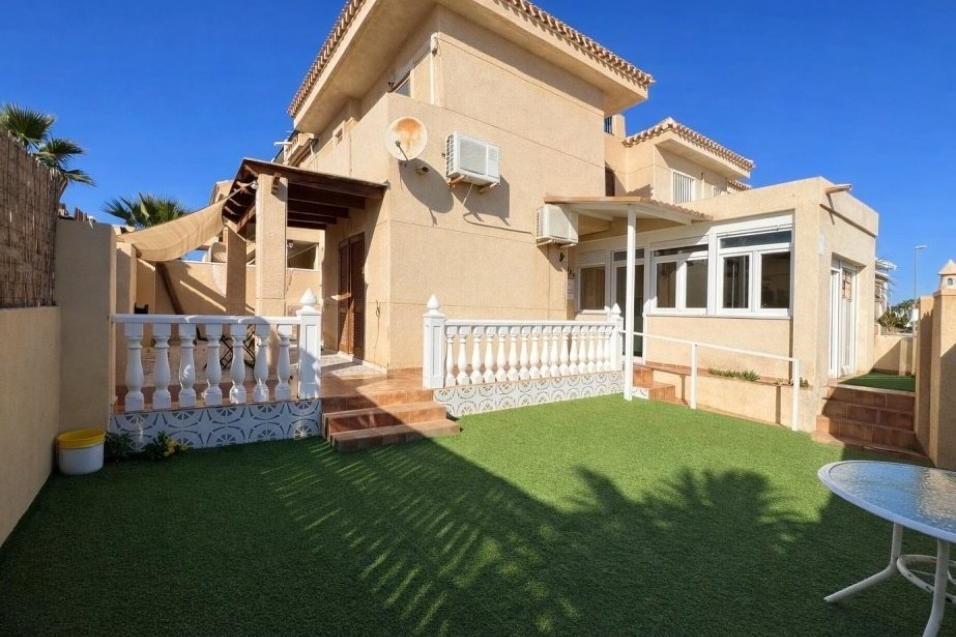Revente - Villa mitoyenne -
Orihuela Costa - Playa Flamenca