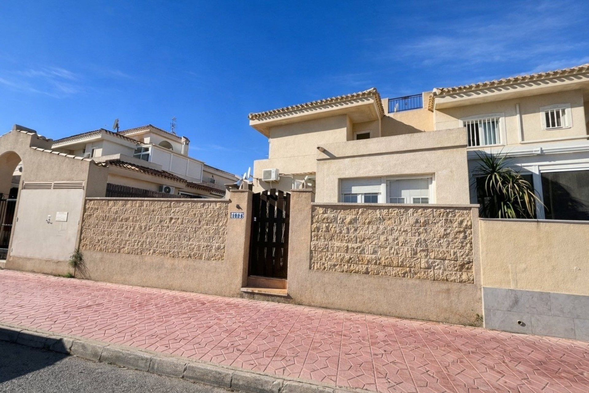 Revente - Villa mitoyenne -
Orihuela Costa - Playa Flamenca