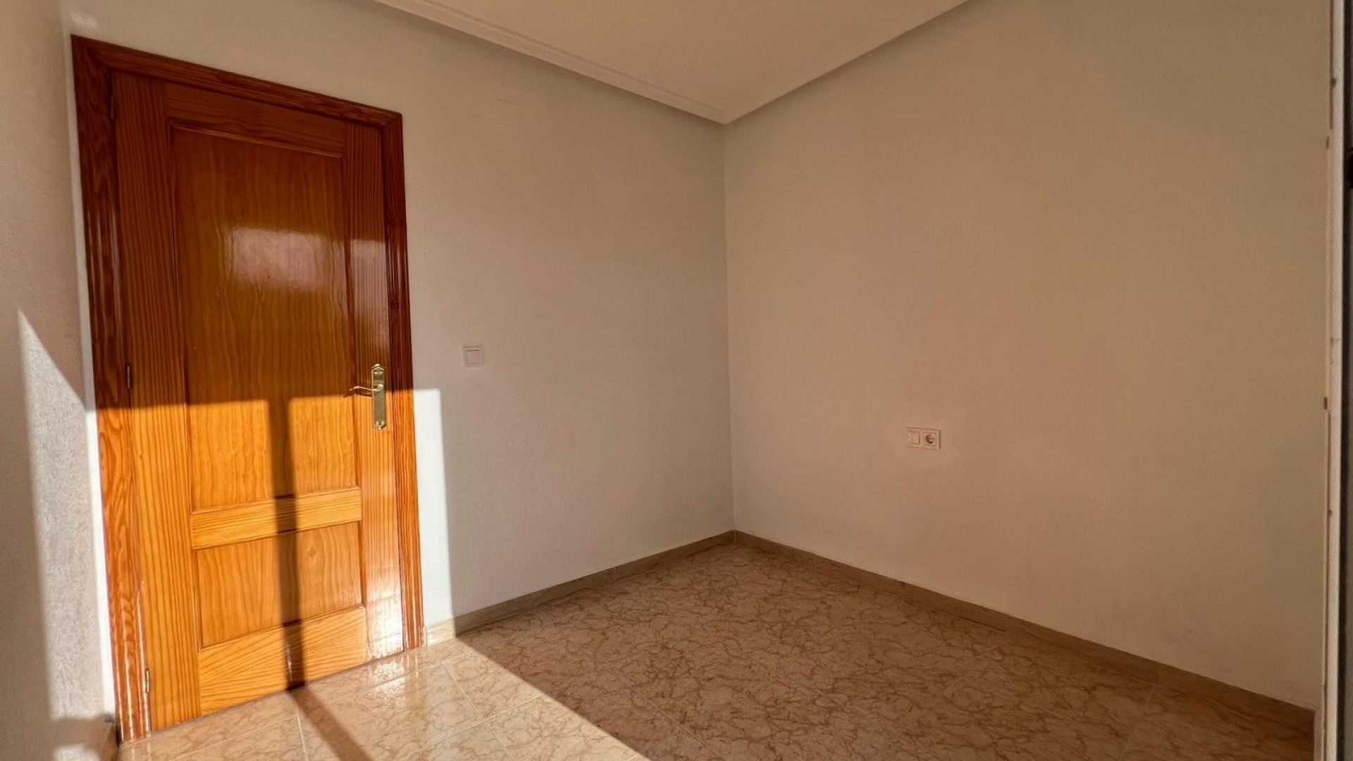 Revente - Villa mitoyenne -
Orihuela Costa - Punta Prima