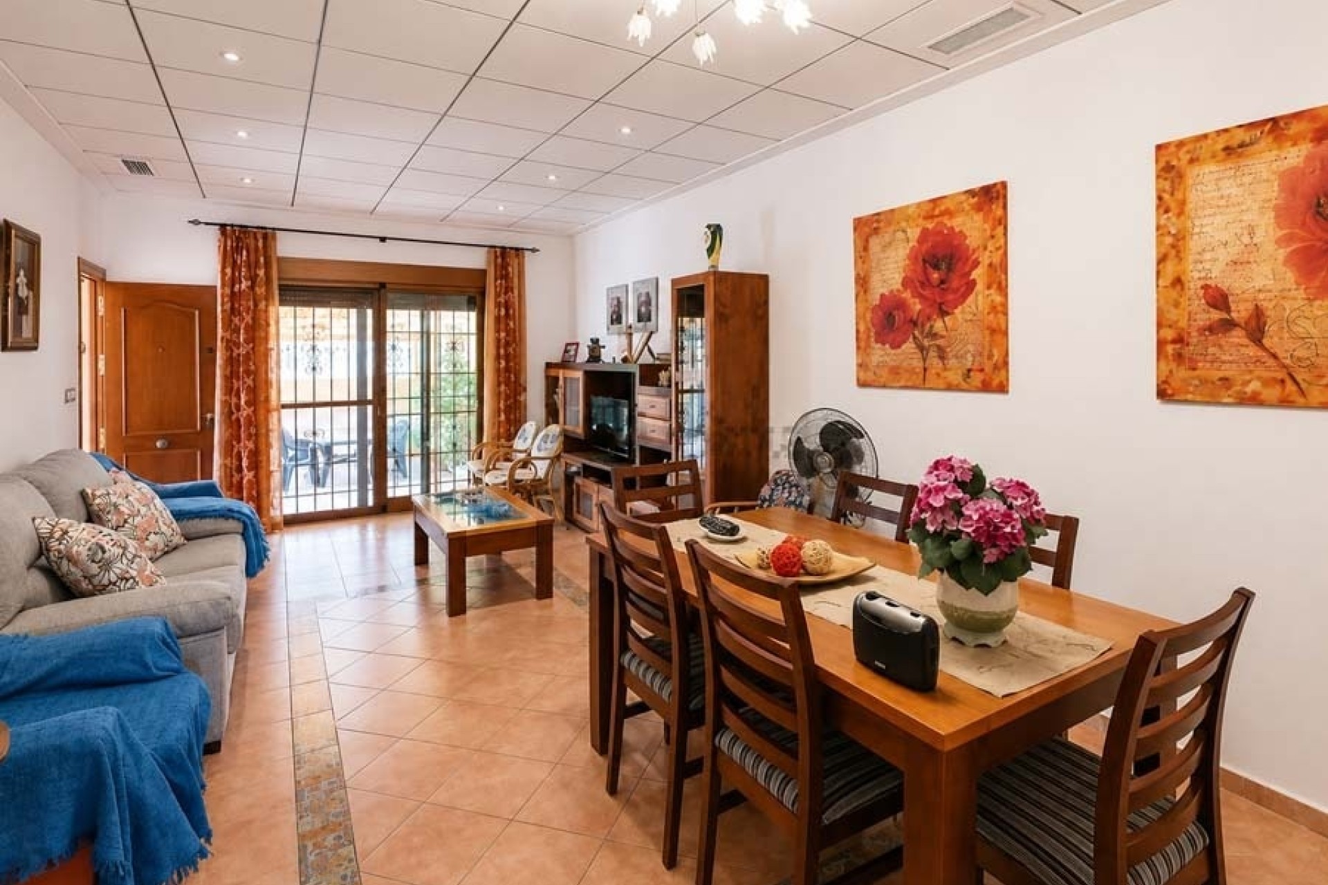 Revente - Villa mitoyenne -
Orihuela Costa - Punta Prima
