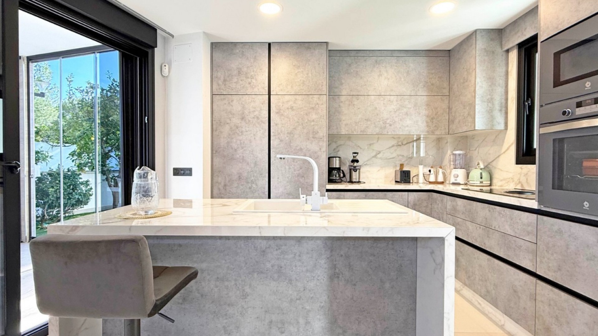 Revente - Villa mitoyenne -
Orihuela Costa - Villamartín