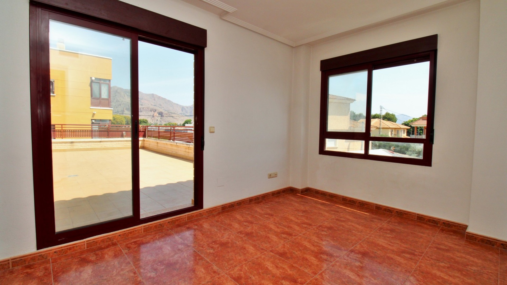 Revente - Villa mitoyenne -
Orihuela - Los Desamparados