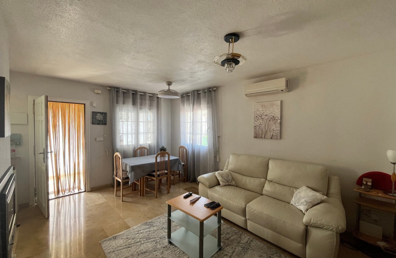Revente - Villa mitoyenne -
Playa Flamenca - Jumilla