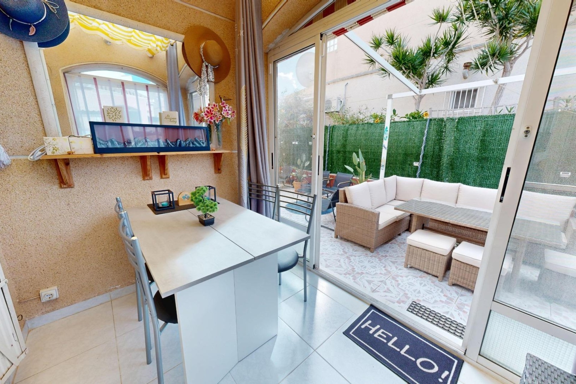 Revente - Villa mitoyenne -
San Miguel de Salinas - 03193
