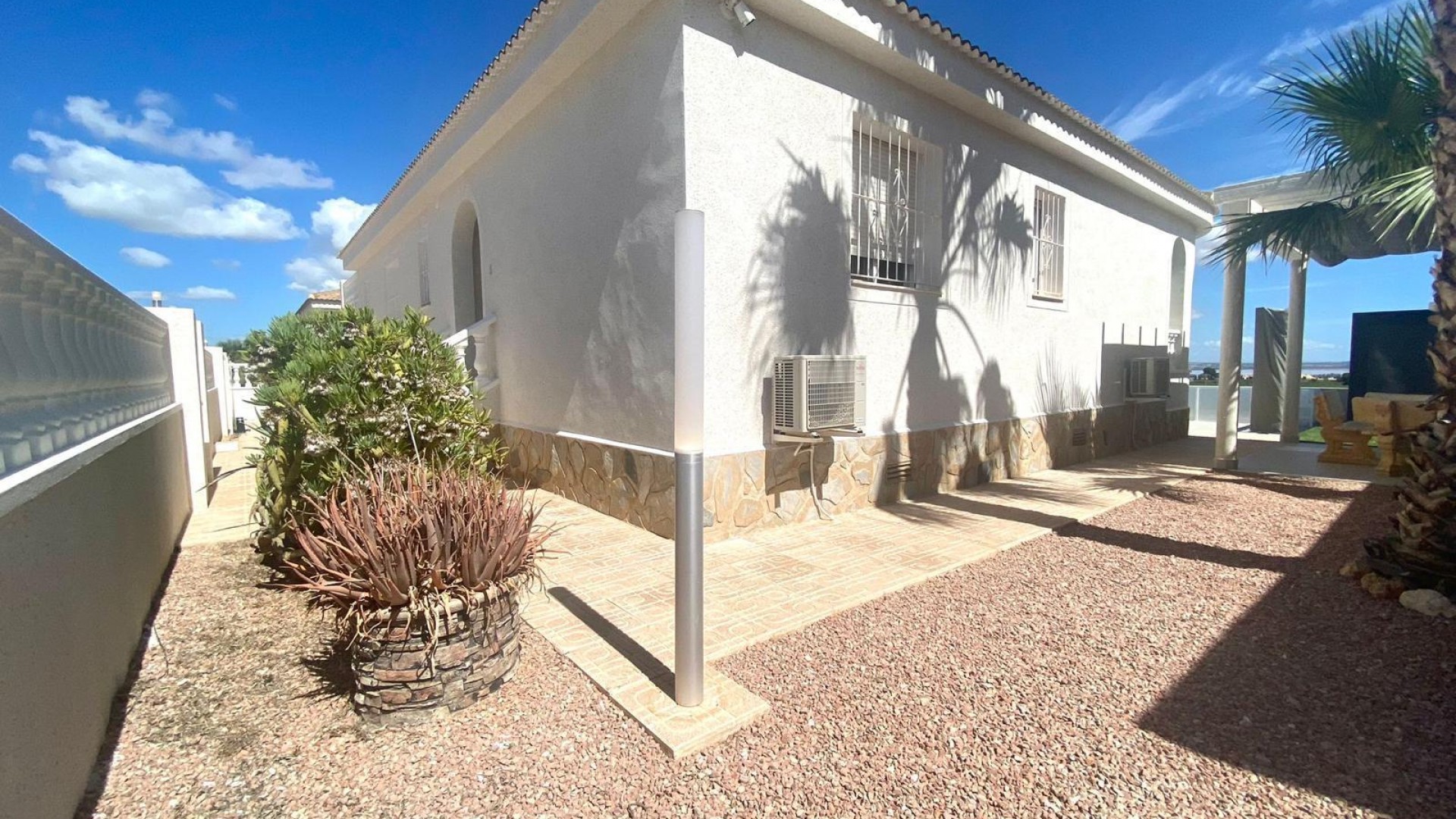 Revente - Villa mitoyenne -
San Miguel de Salinas - BLUE LAGOON