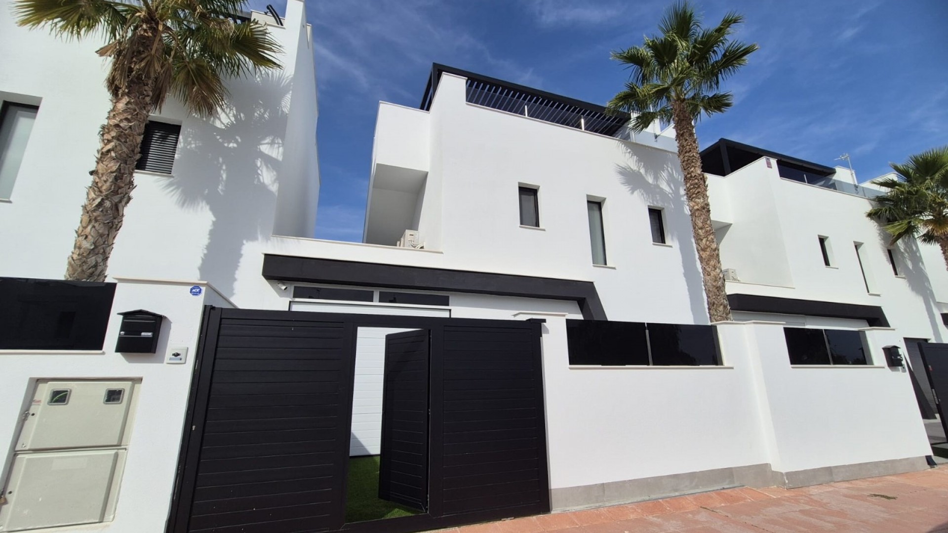 Revente - Villa mitoyenne -
Santiago de La Ribera - Santiago de La Ribera - Town