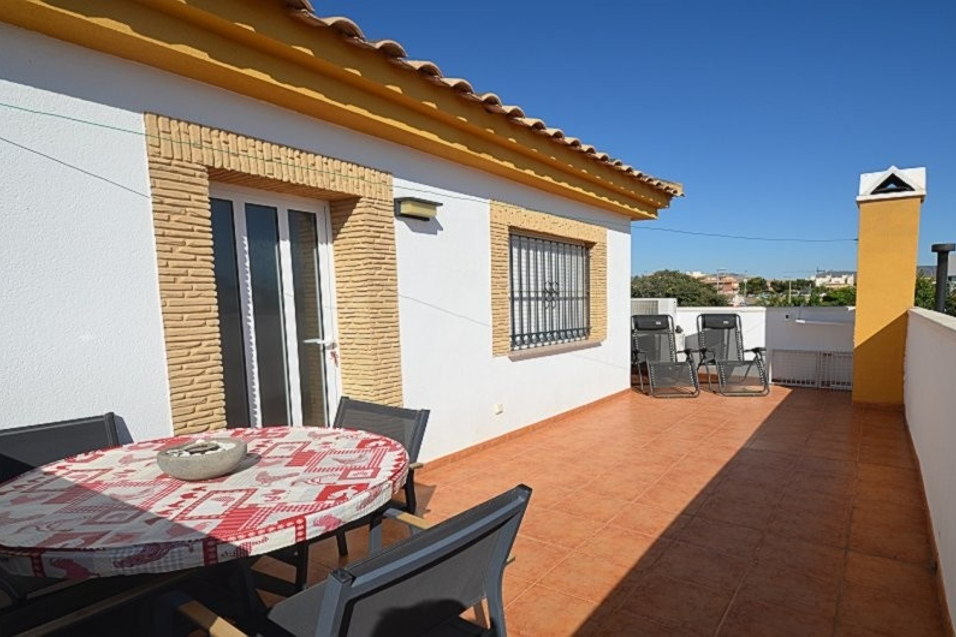 Revente - Villa mitoyenne -
Sucina - Inland